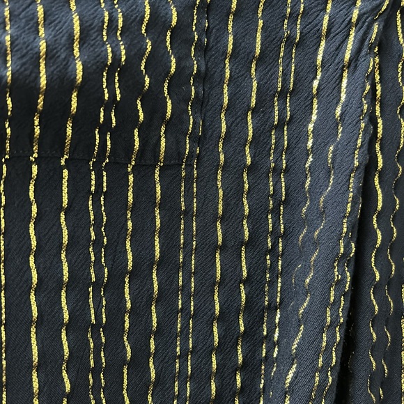 Anne Klein Navy Blue/Gold Shirt - Picture 2 of 4